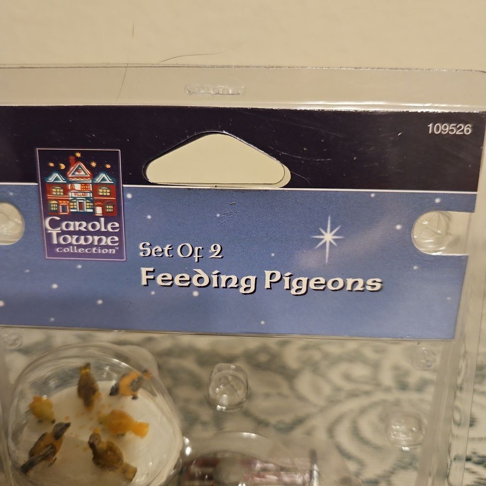 Carole Towne Feeding Pigeons Figurine Village Accessories - Picture 3 of 4